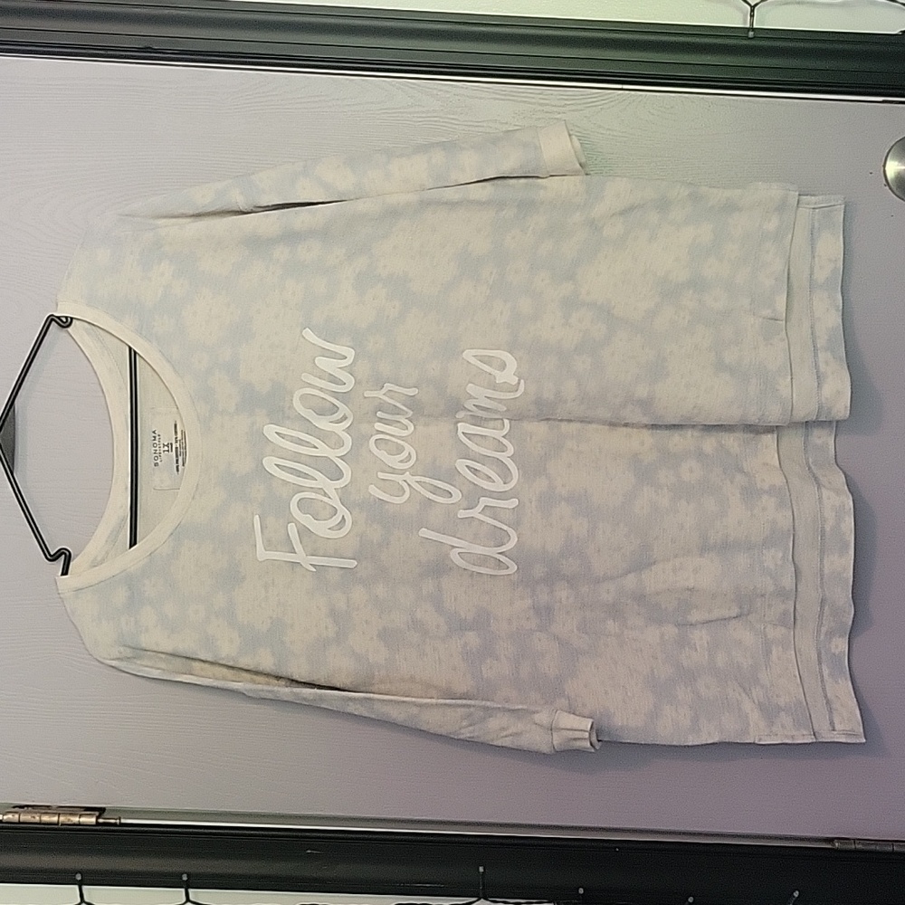 3/4 sleeve shirt